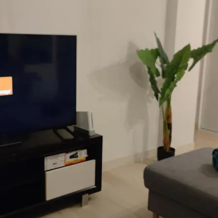 Confortable 2 Pieces Entre Menton Et Monaco Avec Parking Prive Apartment *