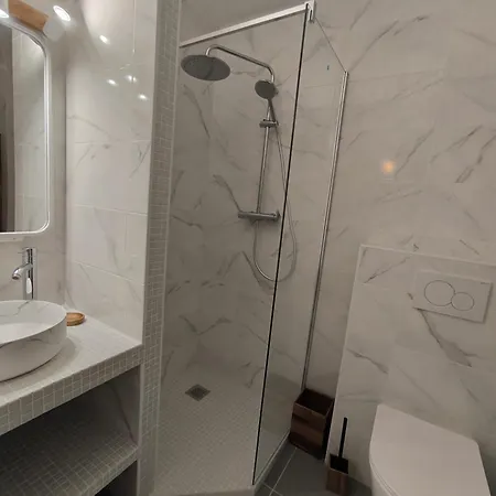 Confortable 2 Pieces Entre Menton Et Monaco Avec Parking Prive Apartment *